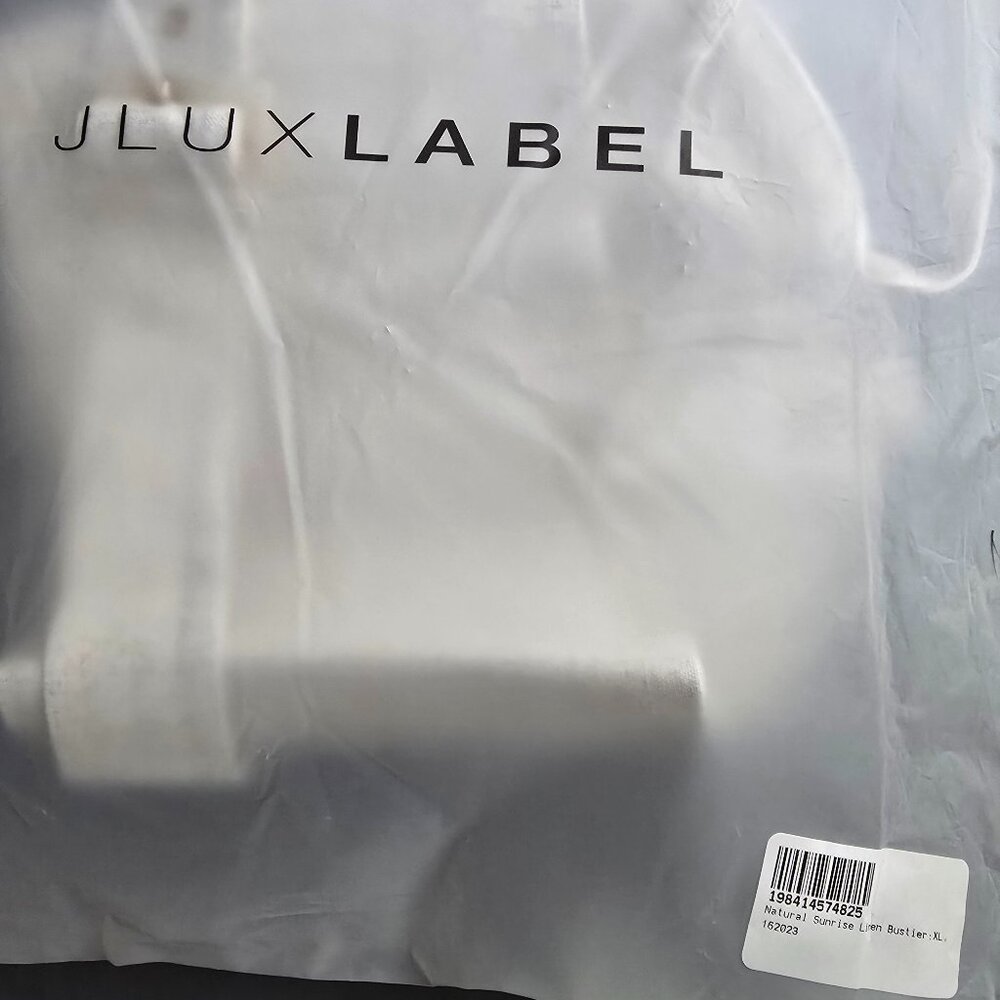 NWT! JLUXLABEL Cream Linen-Look Crop Top - Picture 9 of 10